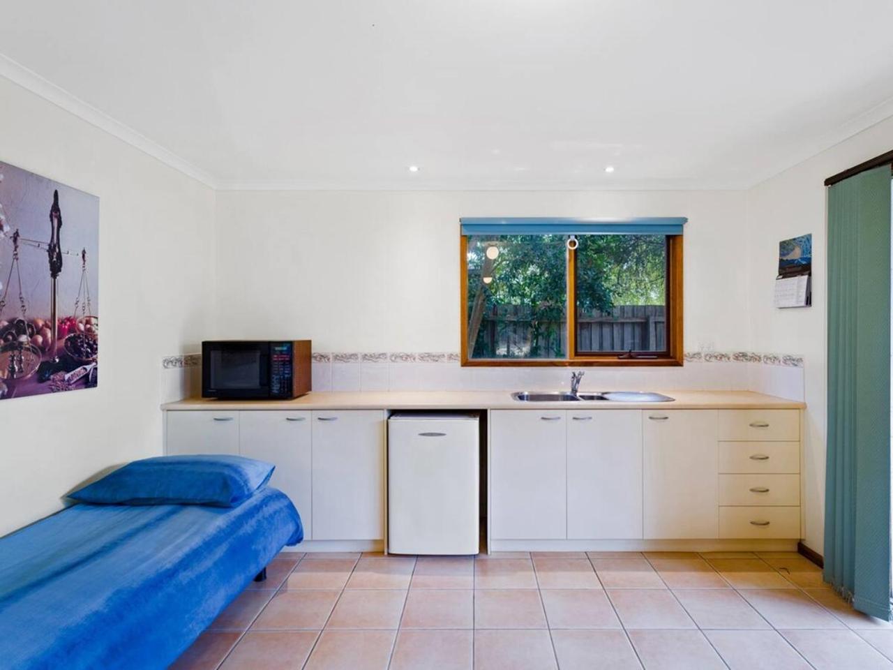Anglesea'S Hidden Riverside Gem By Ready Set Stay Exterior foto
